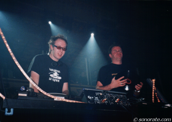 The Chemical Brothers - Barcelona, Spain - January 2002